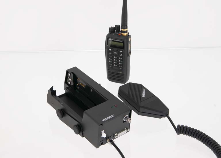 WTC662 KFZ Schnelladegerät Halterung mit Handmikrofon 12V 24V für das MOTOROLA Handfunkgerät DP3400 DP3600